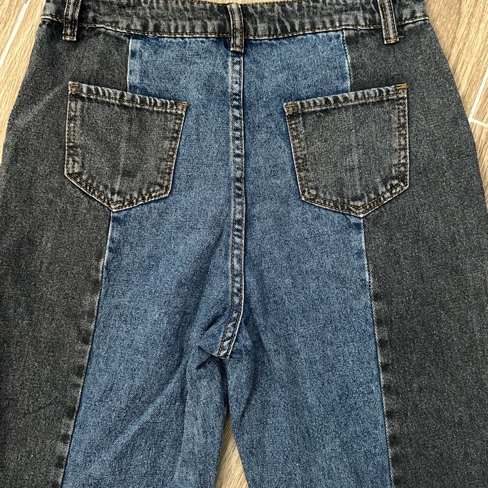Two-Tone Blue and Black Women’s Jeans